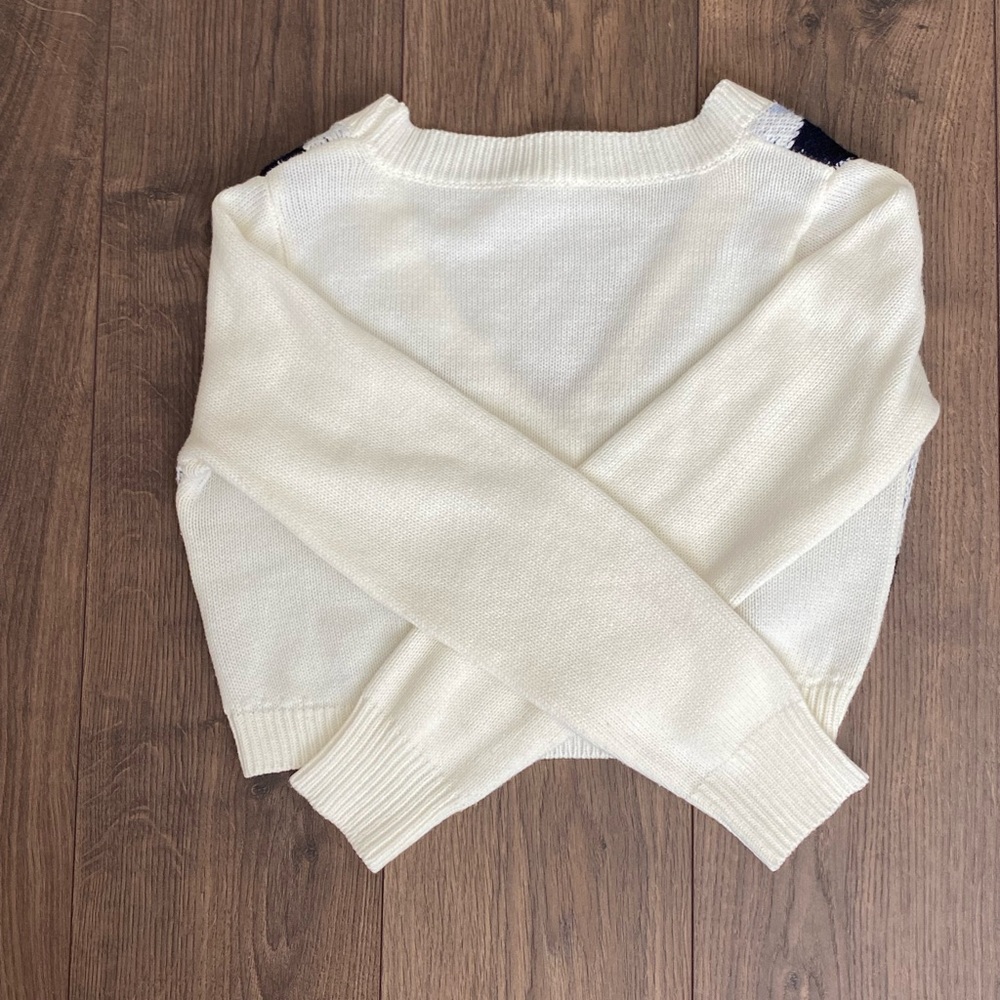 Full Tilt White and Blue Cropped Argyle Cardigan - Picture 2 of 8